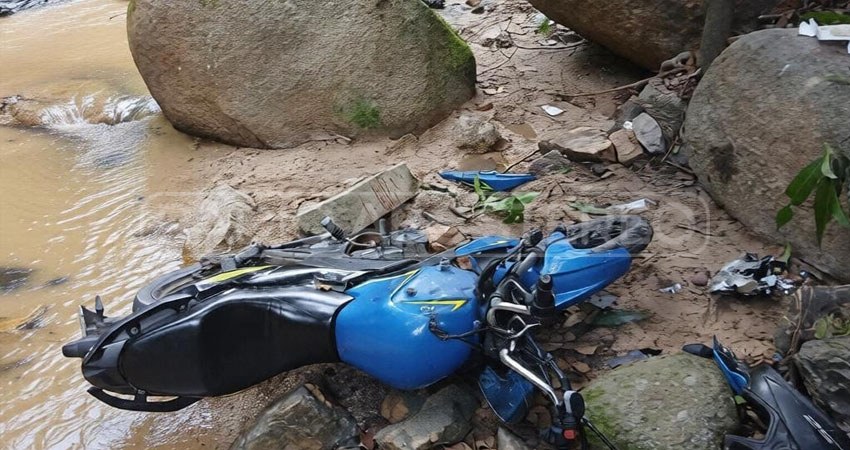 Víctimas de accidentes de tránsito. En San Fernando el conductor de una moto murió después de caer de un puente, mientras que un peatón perdió la vida atropellado por un motociclista en Yalagüina.