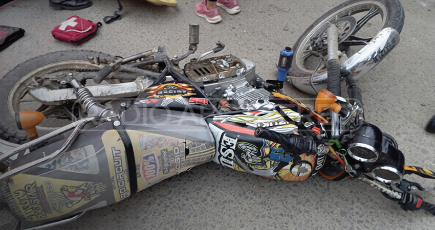 El conductor de la camioneta abandonó la escena. Foto: Cortesía