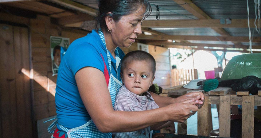 Un importante número de madres son solteras en Nicaragua. Foto con fines ilustrativos.