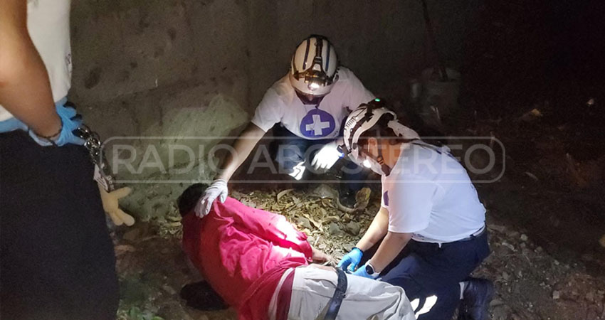 Cruz Blanca brindó atención prehospitalaria a lesionado. Foto: José Enrique Ortega/Radio ABC Stereo