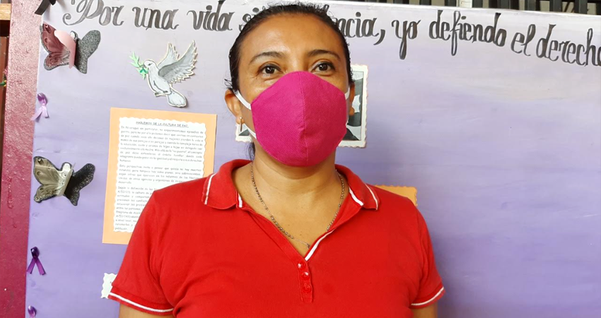 Lidia Moreno es responsable del programa de educación de esta instancia. Foto: Famnuel Úbeda/Radio ABC Stereo