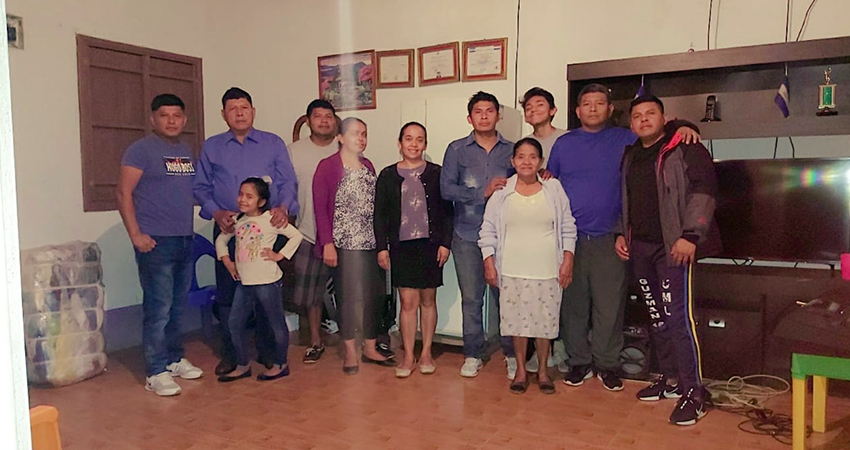 Familia Guzmán de Somoto recuperada de Covid-19. Foto: Cortesía/Denis García
