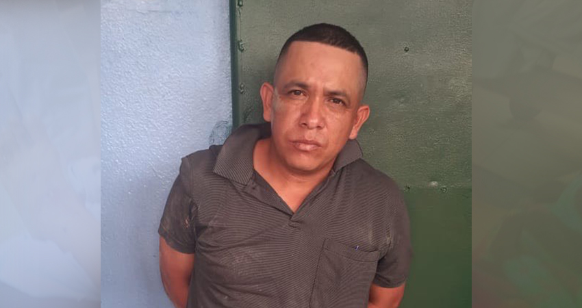 El señalado fue entregado a la policía. Foto: Juan Fco. Dávila/Radio ABC Stereo