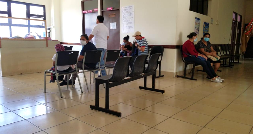En la Clínica Médica Previsional de Estelí se registra un leve incremento de casos de dengue. Foto: Roberto Mora/Radio ABC Stereo