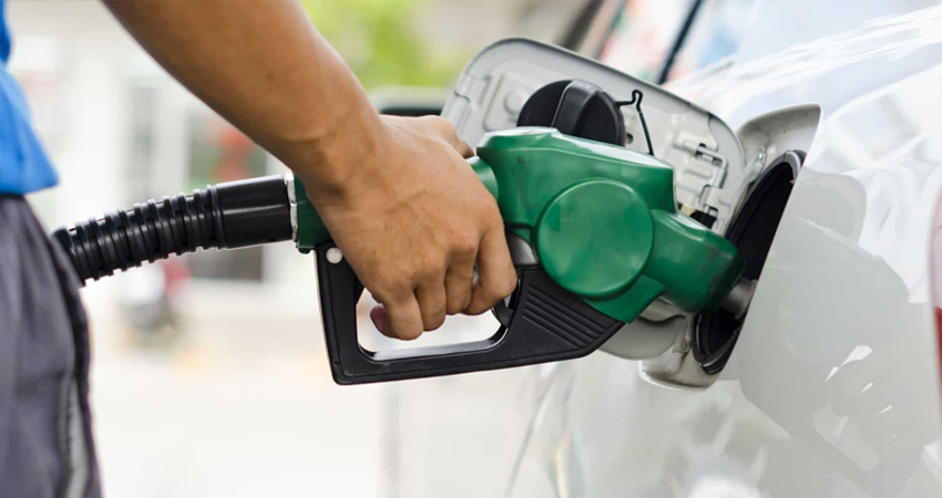 La gasolina regular registra 25 alzas este año.