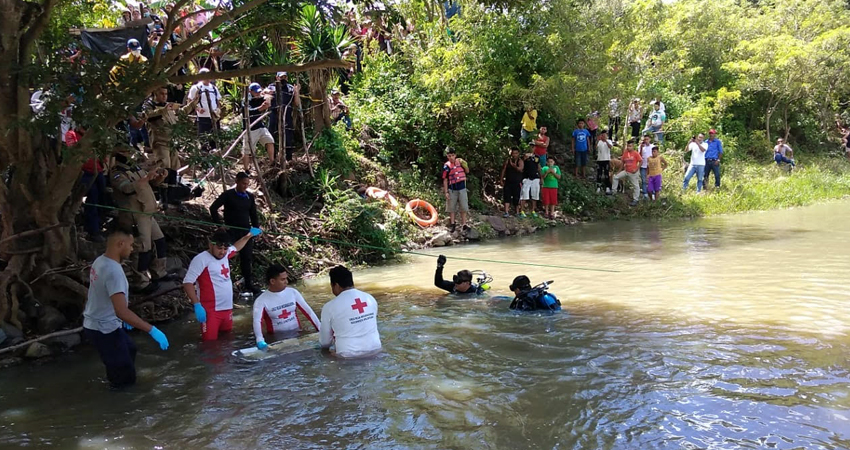 Según la mamá de la víctima, el joven no sabía nadar. Foto: Juan Fco. Dávila/Radio ABC Stereo