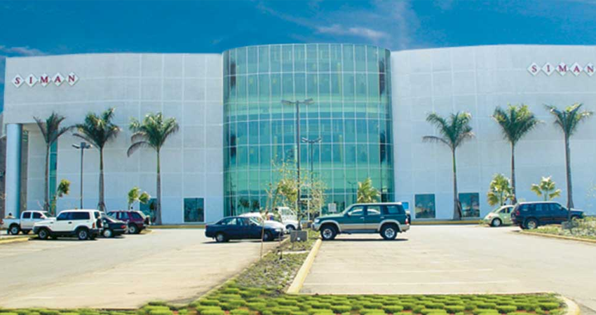 Almacenes Siman, sucursal Galerías Santo Domingo, Managua. Foto: Cortesía