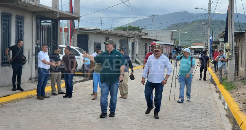 Dos calles fueron inauguradas, con el objetivo de mejorar la conectividad del barrio con sectores como el de la UNI y el centro de la ciudad.