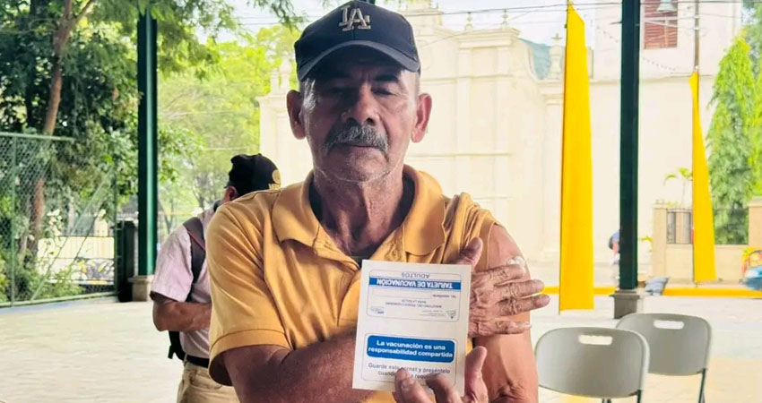 Se espera que la población joven y adulta complete su esquema de vacunación. Foto: Cortesía/Radio ABC Stereo