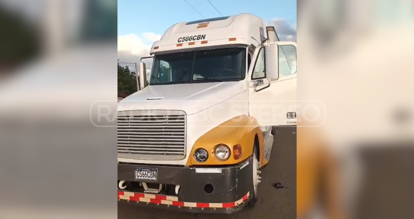 Un grupo de desconocidos sorprendió a la víctima, a quien amarraron de pies y manos. Los sujetos le robaron desde dinero en efectivo hasta la ropa que llevaba puesta.