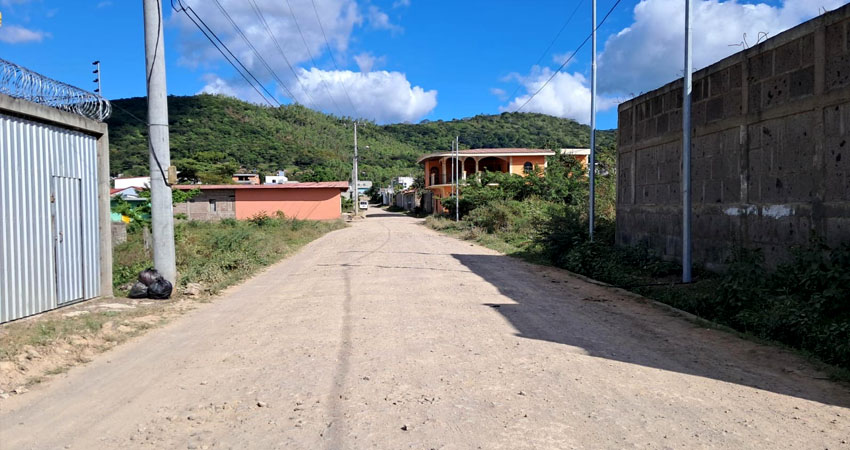 Ante la ola de actos delictivos, los pobladores han decidido implementar medidas de seguridad. Foto: Famnuel Úbeda/Radio ABC Stereo