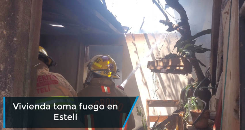 Vivienda toma fuego en Estelí. Vecinos se unieron para sofocar las llamas