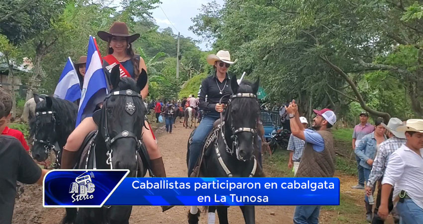 Caballistas participaron en cabalgata en La Tunosa
