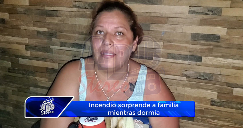 Incendio sorprende a familia mientras dormía