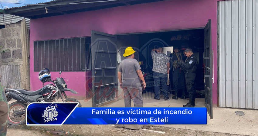 Familia es víctima de incendio y robo