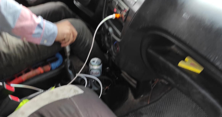 Taxista denunciado por consumo de alcohol mientras laboraba. Foto: Cortesía/Radio ABC Stereo
