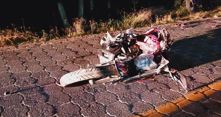 Motocicleta involucrada en fatal accidente de tránsito. Foto: Cortesía / Radio ABC Stereo