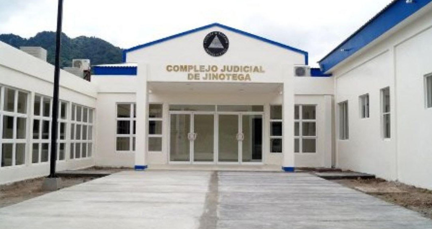 El hombre es señalado de haber amenazado con quemar viva a su suegra.