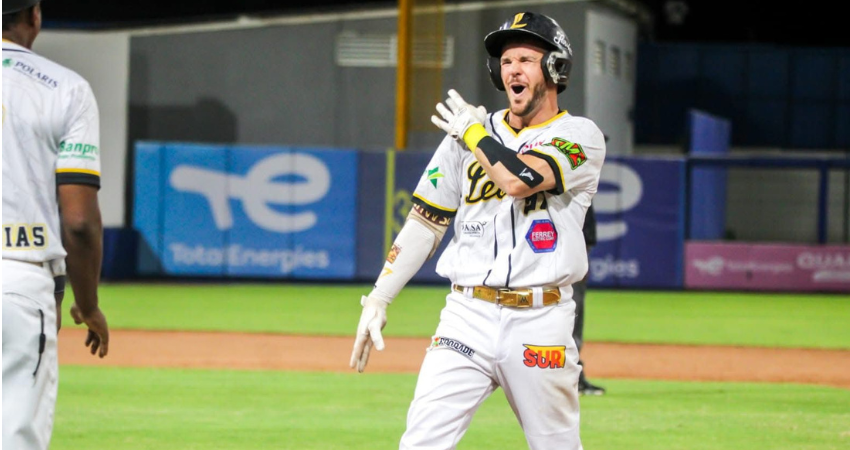 Leones ganan el tercer juego de la serie. Foto: Cortesía