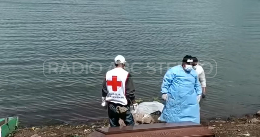 La panga se dio vuelta a unos 150 metros de la orilla del lago. Foto: Cortesía/Radio ABC Stereo
