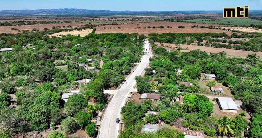Nueva carretera La Joya-El Chonco. Foto: Cortesía/MTI