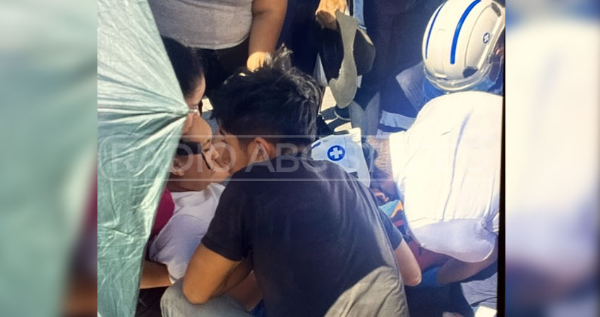 Socorristas de la Cruz Blanca auxiliaron a la lesionada. Foto: Cortesía/Radio ABC Stereo