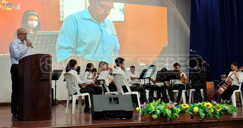 La comisión fue recibida en el Centro Cultural Leonel Rugama. Foto: Cortesía/Radio ABC Stereo
