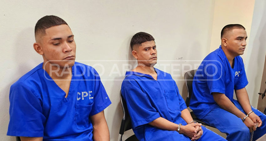 Acusados de asesinato enfrentan juicio en la sala penal de Ocotal. Foto: Jordan Colindres/Radio ABC Stereo