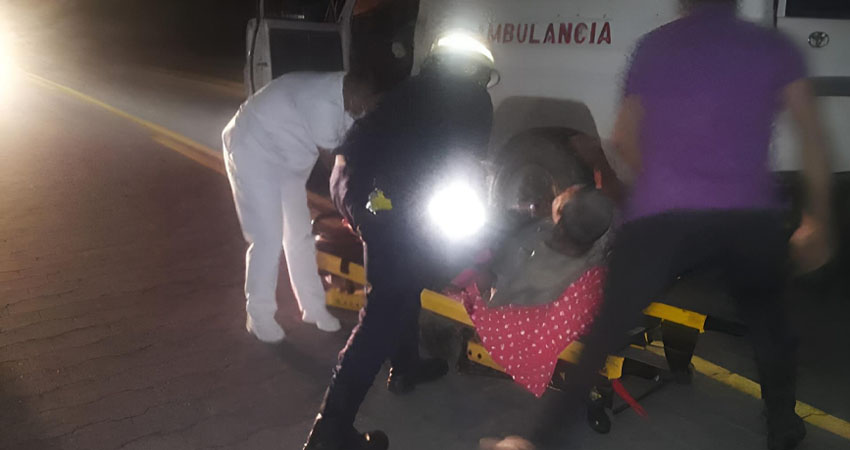 La víctima fue remitido al hospital de Ocotal, por una posible fractura. Foto: Cortesía/Radio ABC Stereo