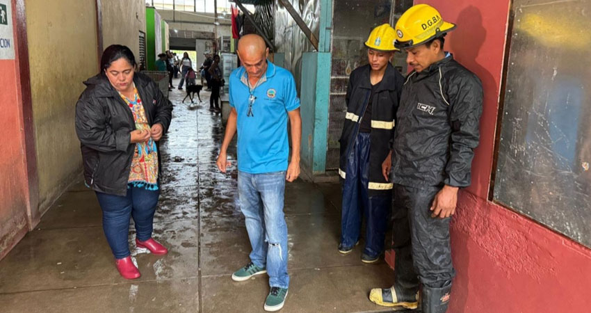 Inundación en la Escuela Especial de Somoto. Foto: Cortesía/Radio ABC Stereo