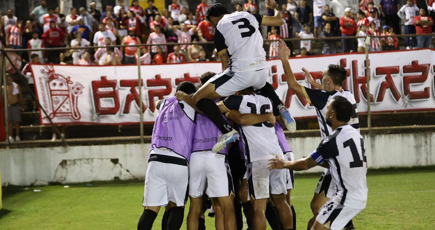 El Cacique Diriangén se coronó campeón de la Copa Primera 2025 tras vencer 2-1 al Real Estelí. Foto: Cortesía
