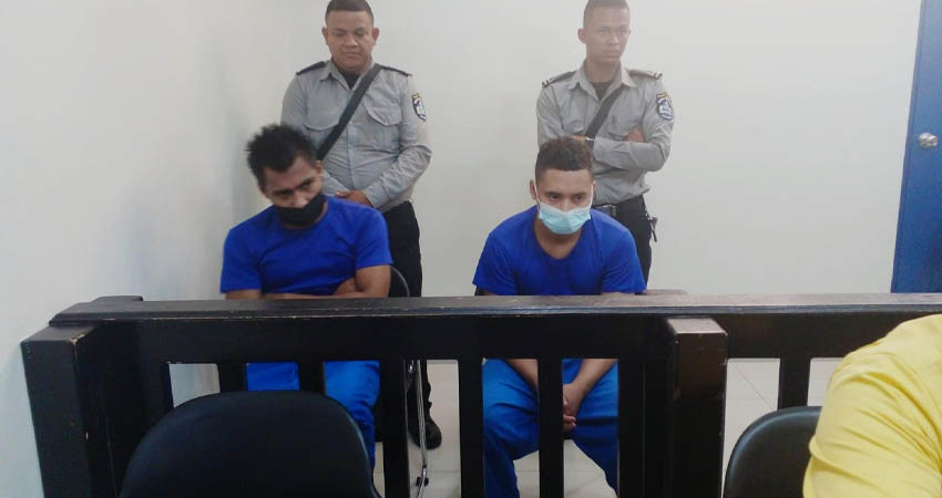 Los declarados culpables por asesinato agravado son Leodán Adalí Sierra Tinoco y Rubén Antonio Ruiz Ucles. Foto: Marvin Gadea/Radio ABC Stereo