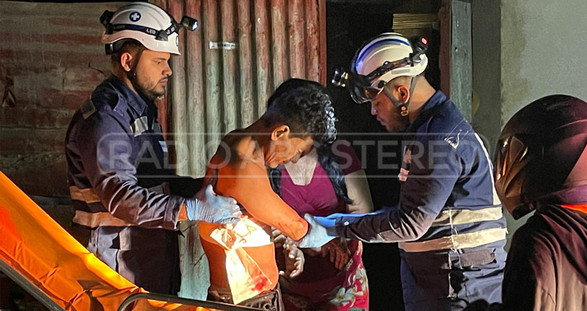 Cruz Blanca atendió la emergencia. Foto: Dayana González/Radio ABC Stereo