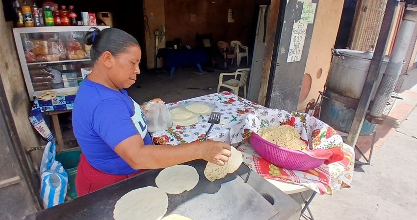 La tortilla forma parte de la dieta diaria de gran parte de la población nicaragüense. Foto: Byron Altamirano/Radio ABC Stereo