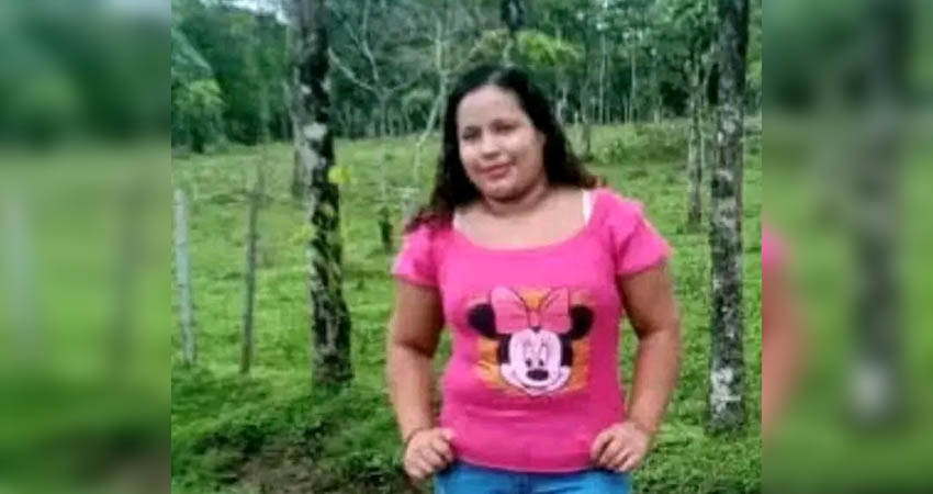 Johana Ramos Montalván teme por la seguridad de su hija Mileydi Torrez a quien reportó como desaparecida. Aunque la joven la llamó por teléfono, la madre asegura que "algo raro pasa".