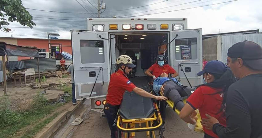 Bomberos de Estelí atendieron la emergencia. Foto: Cortesía/Radio ABC Stereo