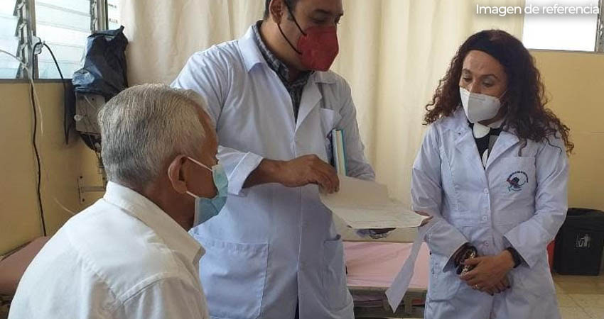 Personal del Hospital Victorita Mota se prepara para feria de salud. Foto: Imagen de referencia