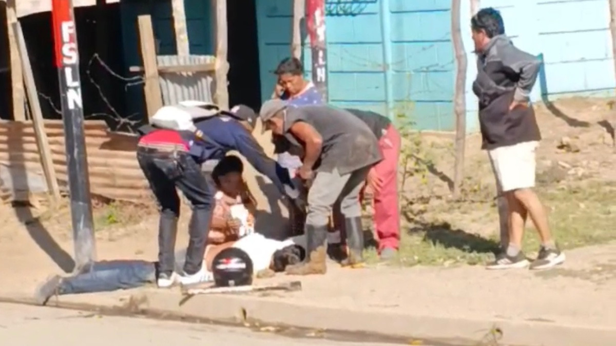 Choque entre taxi y moto deja a un joven gravemente lesionado en Ocotal ...